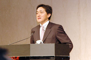 日本オラクル 代表取締役社長 新宅正明氏