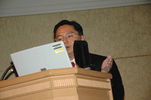 林 重年氏